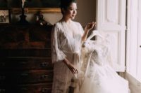04 The bride changed for a fantastic classic ballgown with a lace bodice and a skirt with a long train