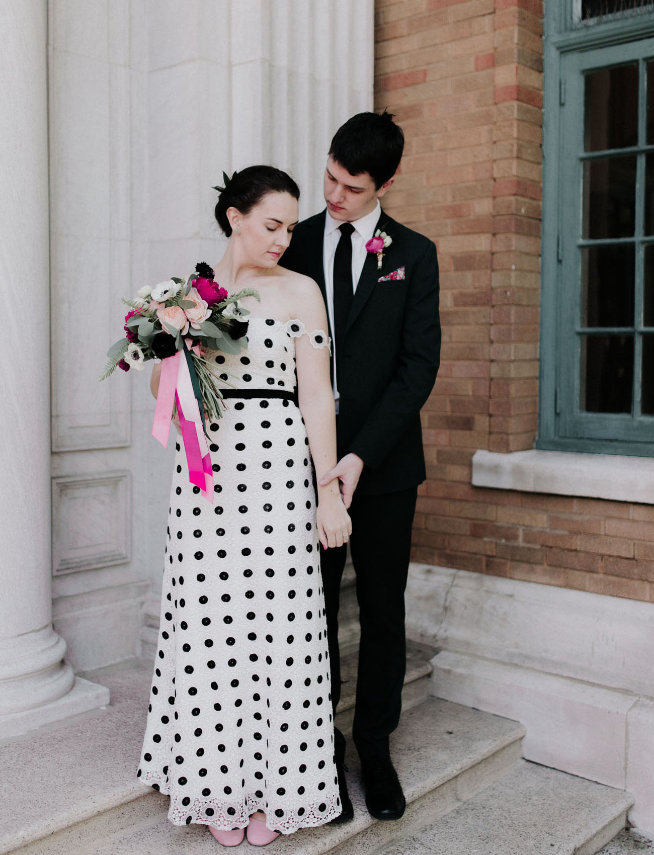 black and white dress with pink shoes