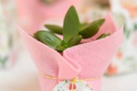 26 DIY succulent wedding favors with cool printed labels will make your guests remember of your wedding later