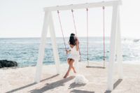 06 Swinging next to the sea is very dreamy