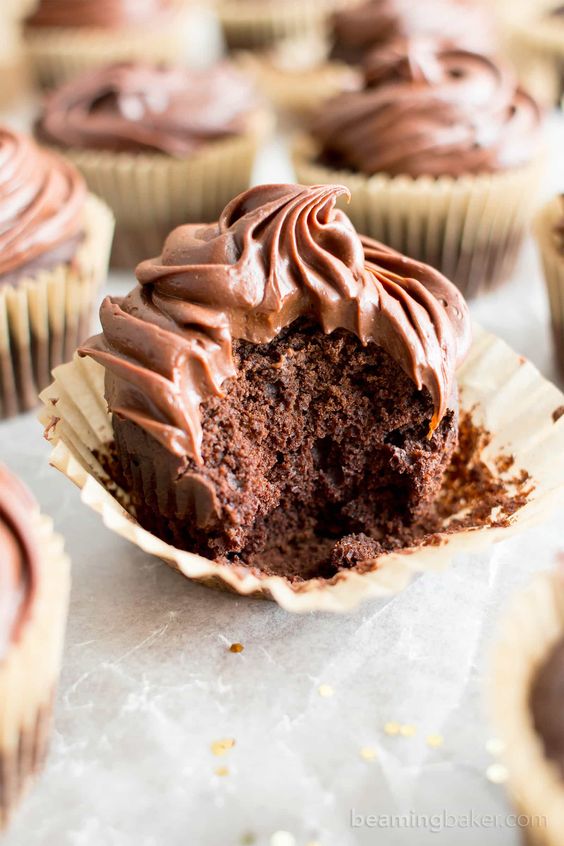 vegan gluten free chocolate cupcakes that are dairy free and sugar free at the same time