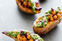 15 baked sweet potatoes with chickpeas and broccoli pesto is a gorgeous idea to substitute a usual salad