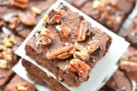 24 vegan black bean brownies with applesauce are healthy fudgy brownies with lo calories and no sugar