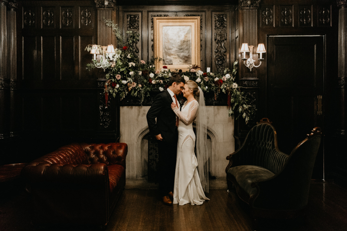 This moody and romantic wedding took place in the fall, and it's full of fall romance and seasonal touches and colors