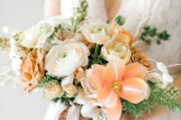 neutral wedding bouquet