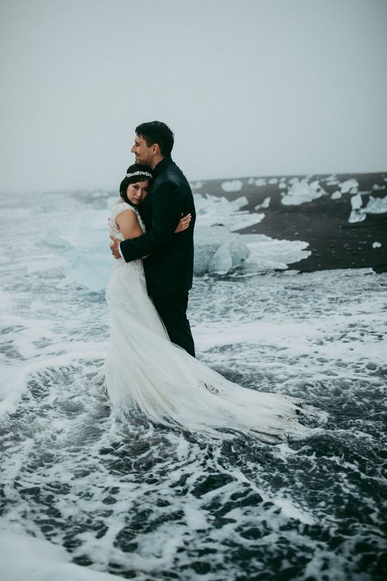 a moody and icy Icelandic coast is a great place to tie the knot and is very romantic