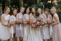 03 The bridesmaids were rocking blush and pink mismatching lace dresses