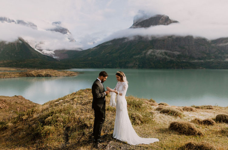 Patagonia is a gorgeous place to tie the knot, and these sceneries as a backdrop proved it