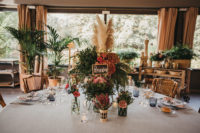 09 Pampas grass and dried herbs and foliage were used to decorate the tables
