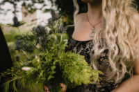 10 The bride was carrying a simple greenery and thistle wedding bouquet