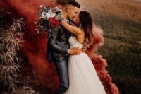 burgundy smoke highlights the wedding location and helps to embrace the season – the fall