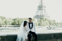 01 This couple went for a gorgeous refined wedding in Paris that is loved by the bride a lot