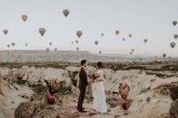 01 This unique elopement took place in Cappadocia, Turkey, with over 100 hot air balloons in the air