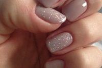 02 nude nails and two accent ones done with glitter are amazing for a refined bride who loves glam