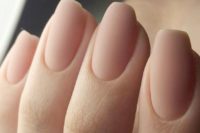 25 matte nails of a very natural shade will look as if there’s no nail polish on