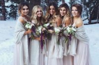 26 light pink maxi bridesmaid dresses with thick and spaghetti straps and neutral pashminas for a tender and soft look