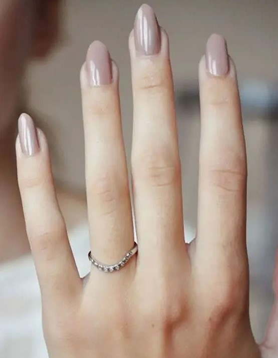 greige wedding nails are a cool idea for a spring, summer and fall wedding and can be worn after, too