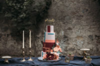 a stylish graphic wedding cake