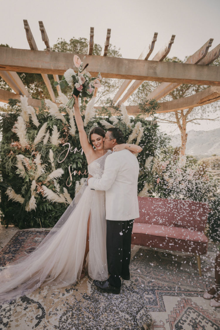 This gorgeous couple went for a modern glam wedding in spain