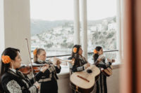 06 A mariachi band played for the couple and their guests