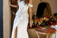 03 The bride was wearing a fantastic off the shoulder wedding dress with appliques and embroidery and mules