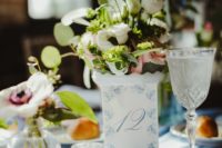09 Blue runners and cards refreshed the tablescapes making them more romantic