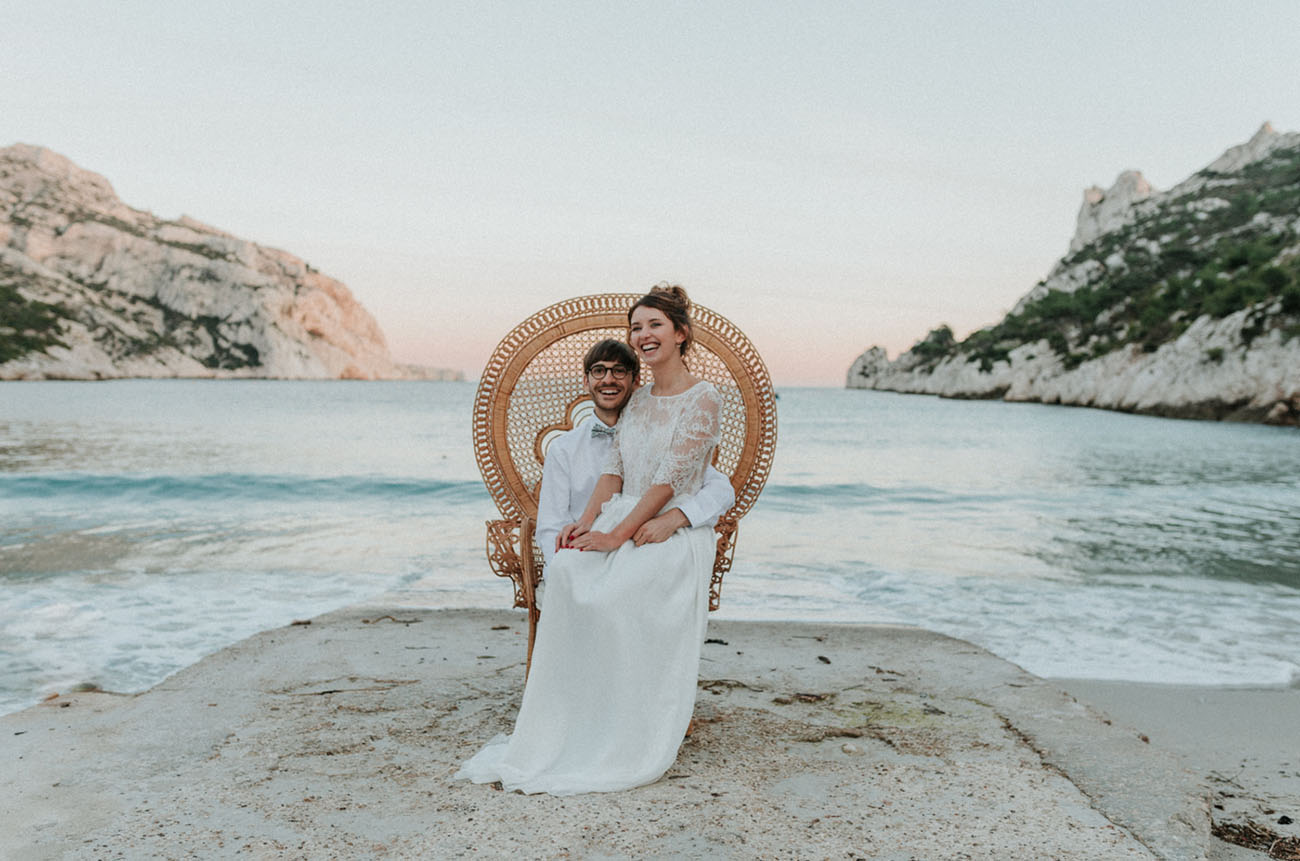 What a lovely wedding shoot right on the beach