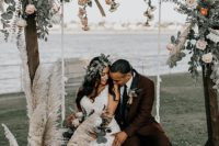 01 This cool couple went for a romantic earthy boho wedding with Native American traditions