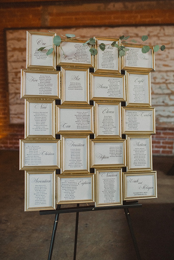 a cute wedding chart design with touches of gold