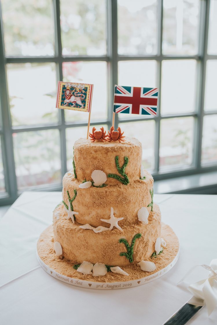 The wedding cake was a beach one, decorated with sugar crabs, starfish and seashells