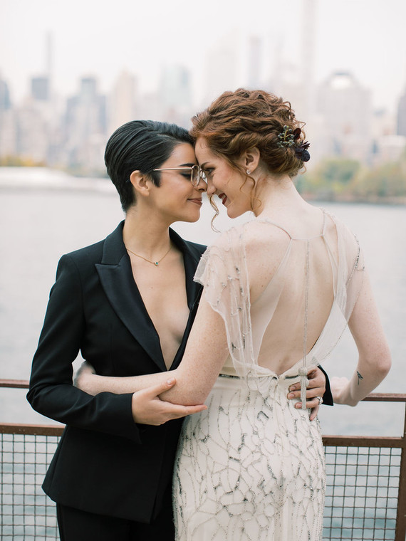 This wedding shoot in NYC was inspired by the 20s and jewel tones and showed perfect style