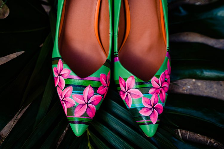 Look at these amazing boldly printed bridal shoes, aren't they gorgeous