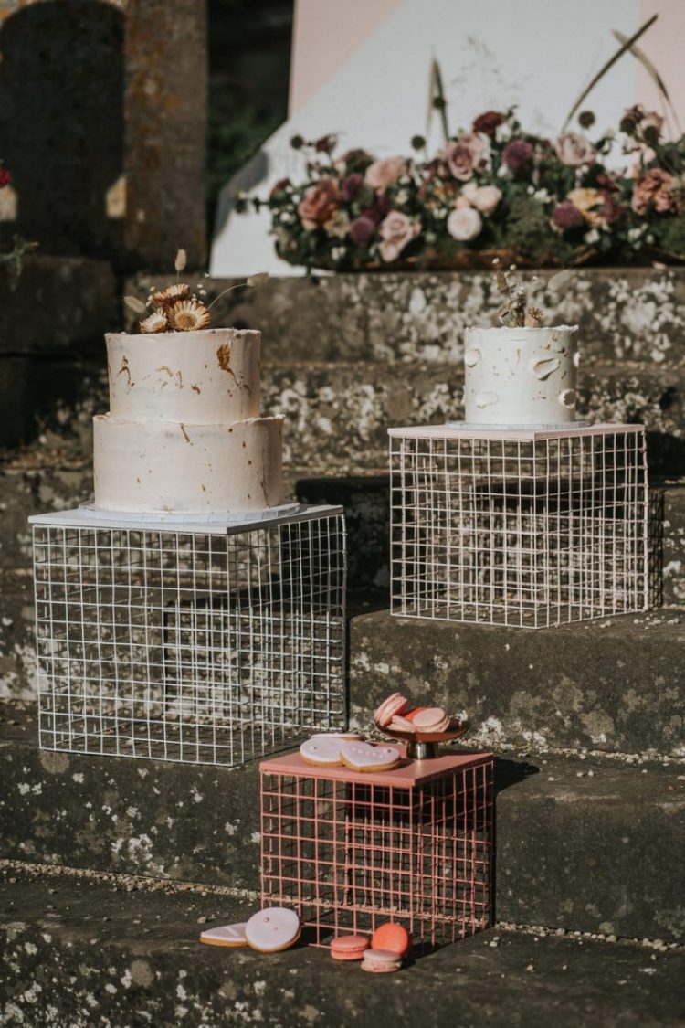There were two gorgeous wedding cakes with brushstrokes and dried blooms and some glazed cookies