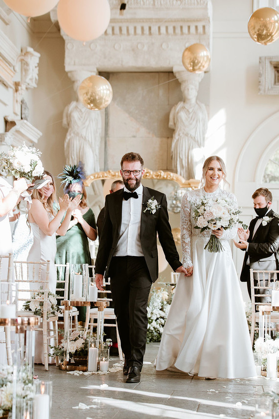 This glam and chic wedding at Aynhoe Park is super whimsical and was held after the lockdown