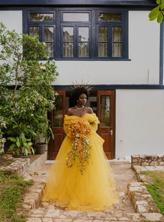A Yellow Wedding Dress Changed the Course of This Tennessee Wedding - Green  Wedding Shoes