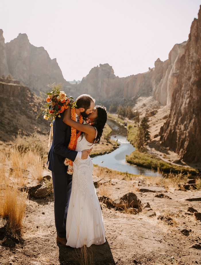 This couple is in love with Oregon, and they decided to elope here and have a micro wedding with only 5 guests