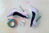 23 pretty modern iridescent wedding shoes are a gorgeous addition for a bright and statement-like bridal look