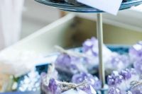 31 create wedding favors – pieces of amethyst with cards are amazing for a wedding with periwinkle touches
