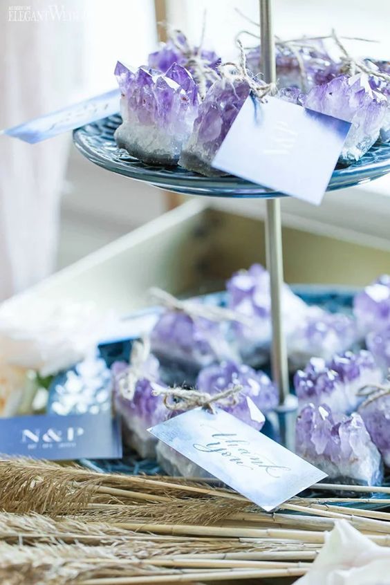 create wedding favors - pieces of amethyst with cards are amazing for a wedding with periwinkle touches