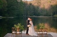 a cute outdoor wedding photo session