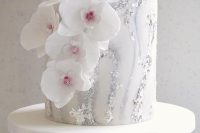 a luxurious marble wedding cake design