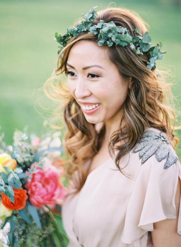 if you are going for a very bold look with an embellished dress or a cascading bouquet, a simple one leaf crown will be a nice accessory