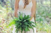 a fern wedding bouquet is a lovely idea for a woodland wedding, it’s easy to compose, just give it a bit of dimension