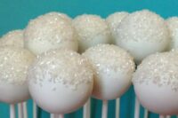 07 frosty glitter snow cake pops are ideal for winter weddings with any theme
