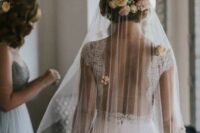 24 a gorgeous cathedral veil accented with fresh blush blooms is a fantastic idea for a flower-filled wedding