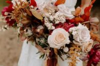 a stunning fall wedding bouquet