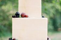 a minimalist square wedding cake