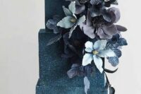 a fantastic navy textural square wedding cake with grey, light blue and navy sugar blooms is a gorgeous solution for a sophisticated wedding