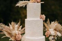 a textural buttercream wedding cake