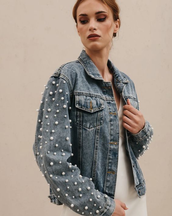 a blue denim pearl sleeve bridal jacket is a creative solution to rock, you can even DIY it
